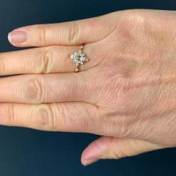 Artëmer - Diamond Flower Cluster Ring