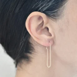 Carla Caruso - Small Ovalong Danity Hoops