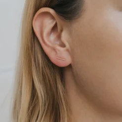 JaxKelly – Minimalist Bar Studs