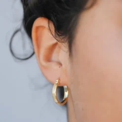 JaxKelly – Textured Diagonal Stripe Hoops