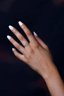 Kima – Horseshoe Ring with Black Diamonds