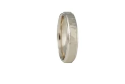 Matsu - Narrow Smashed Band With Polished Rails in 14K White Gold