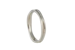 Matsu - Wavy Channel Ring in 14K White Gold