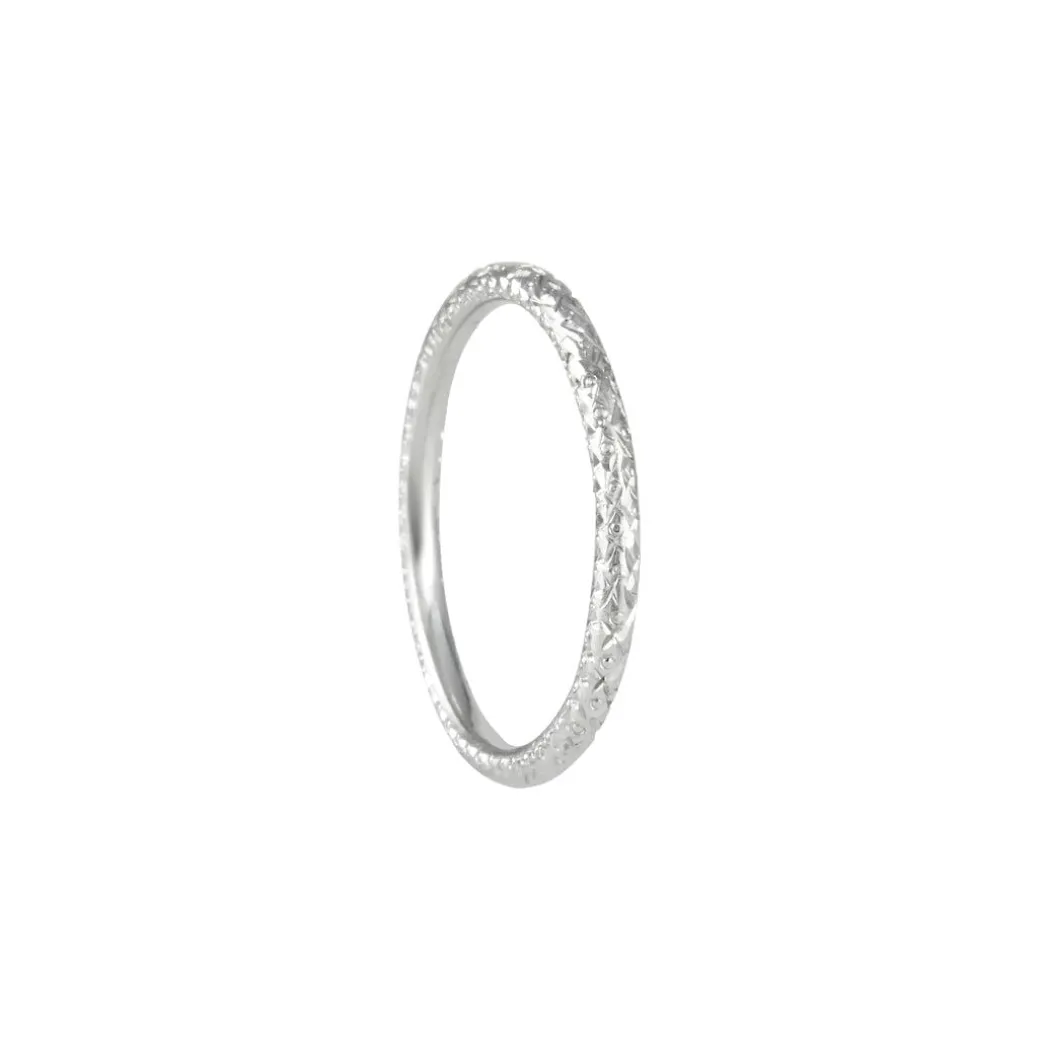 Varna - Petite Engraved Round Band in 18k white gold