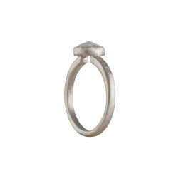Yasuko Azuma - Icy Grey Diamond Ring. 18k Palladium Size 6